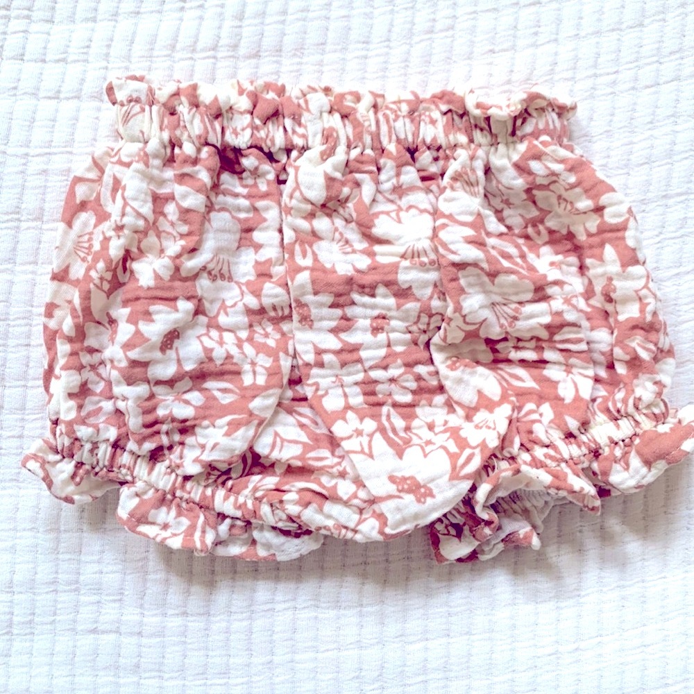 Grayson Collective Baby Boho Floral Two Piece Set. Size 0-3 months. - Picture 8 of 13